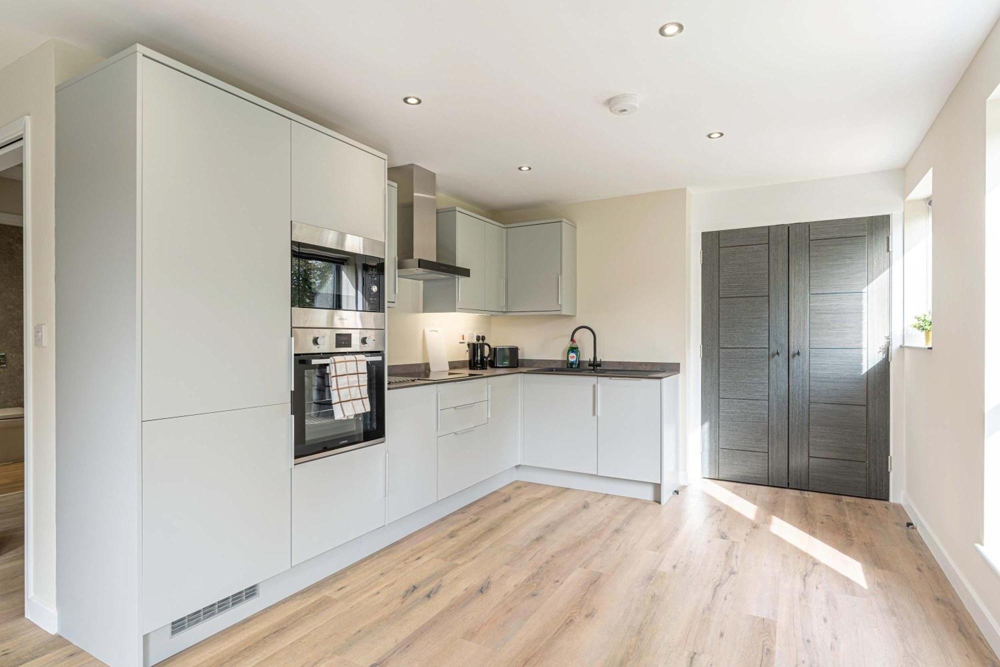 Stylish 2 Bedroom Apartments In Дерби Экстерьер фото
