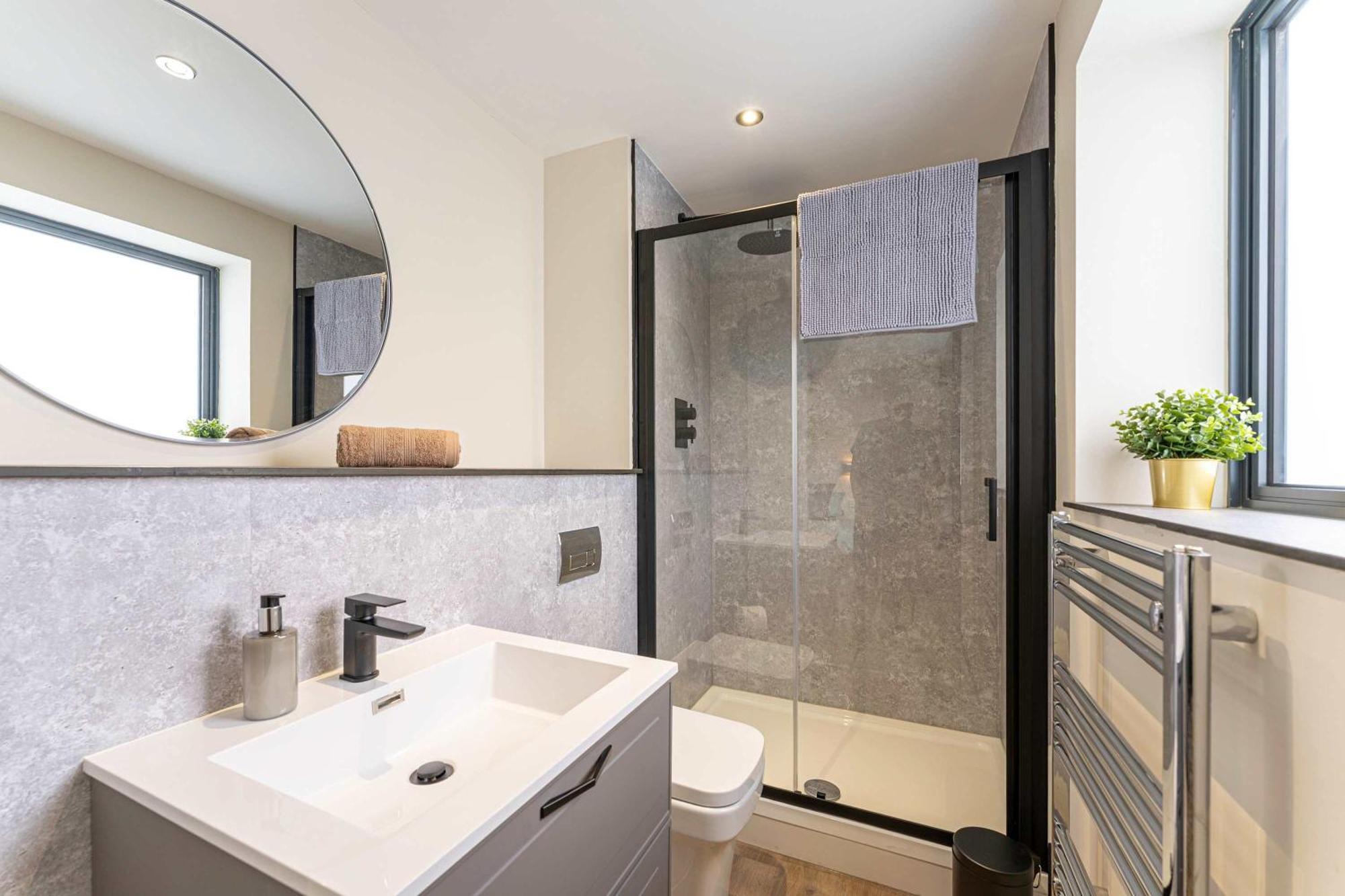 Stylish 2 Bedroom Apartments In Дерби Экстерьер фото