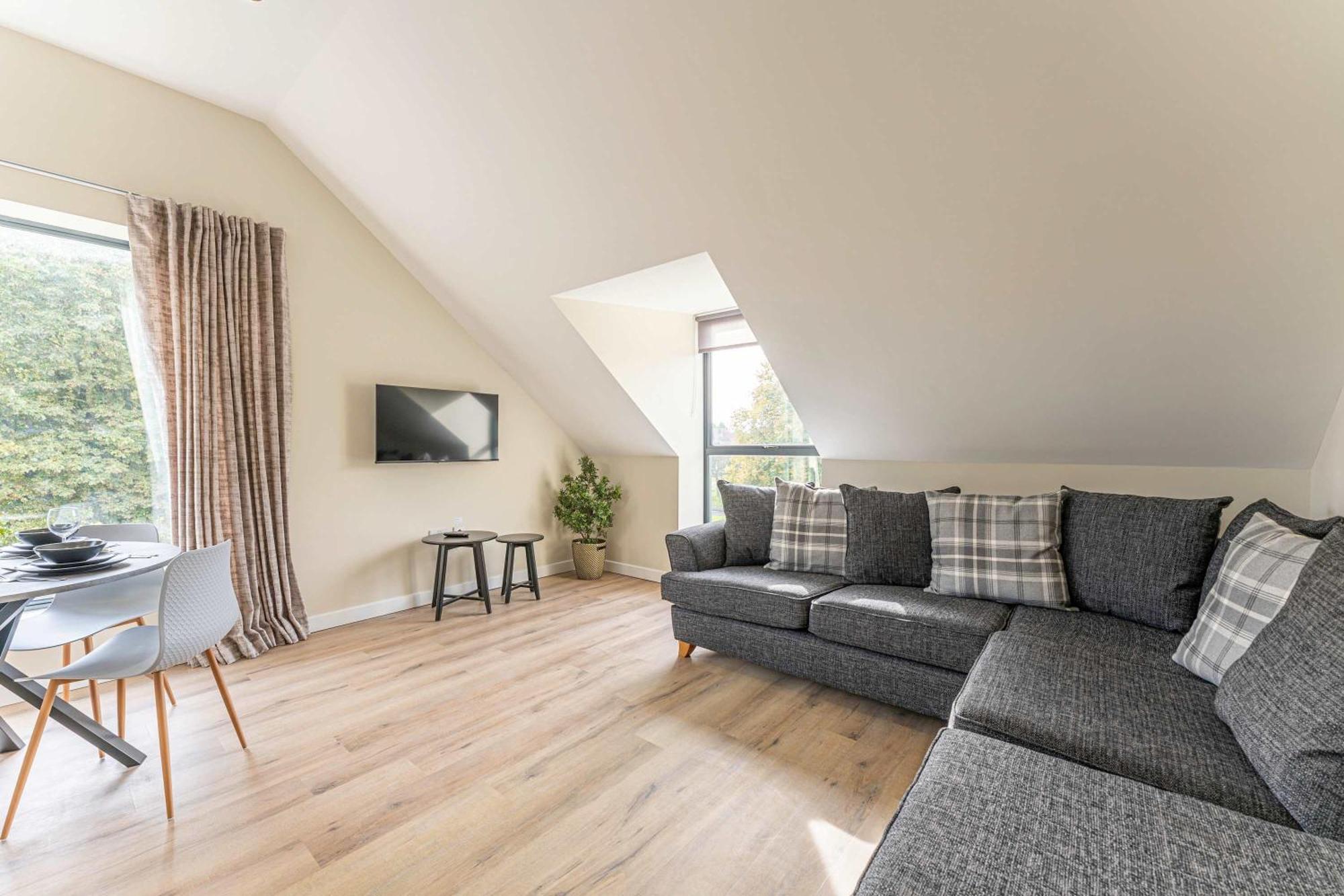 Stylish 2 Bedroom Apartments In Дерби Экстерьер фото